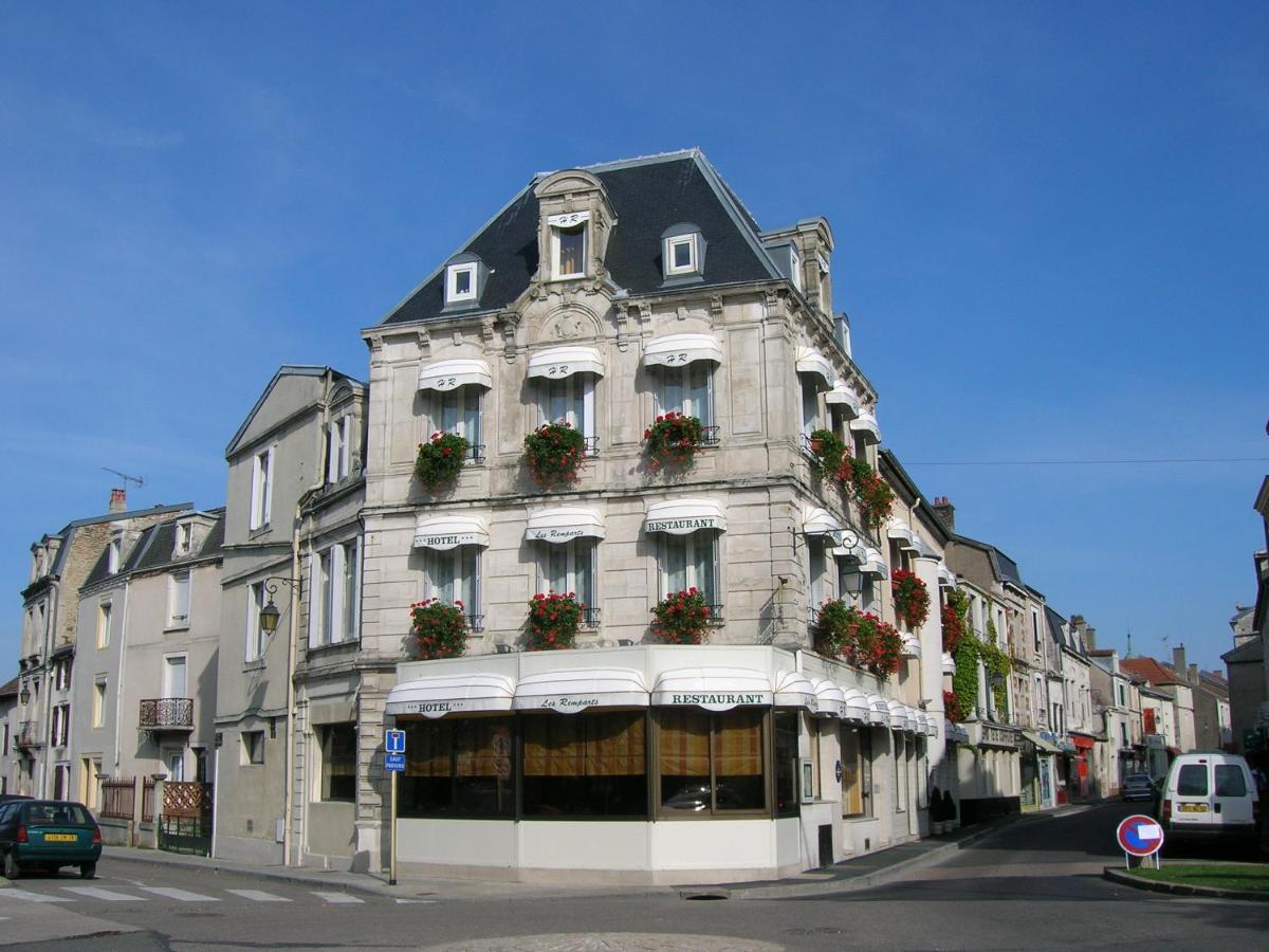 Hôtel Restaurant Des Remparts Chaumont (Haute-Marne) Exterior foto